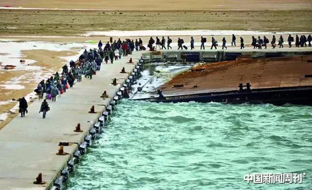 比《战狼2》更燃：1949年后规模最大的撤离海外中国公民行动