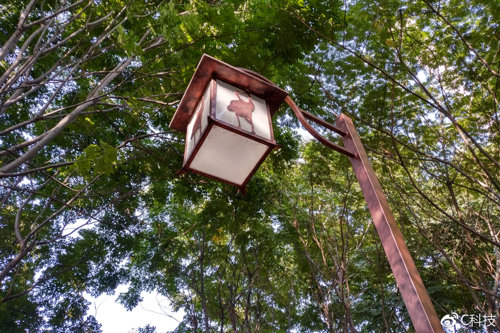 黑莓keyone国行版正式发布,全键盘真情怀黑莓keyone上手体验