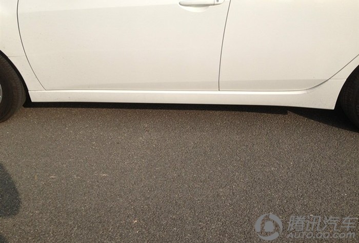 睿翼2.0精英版和豪华版有什么区别,睿翼2015款2.0精英版