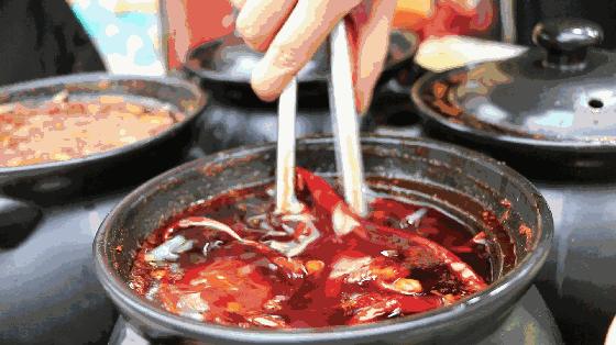 成都宽窄巷子旁边的小吃街,成都地道小吃街应该去哪里