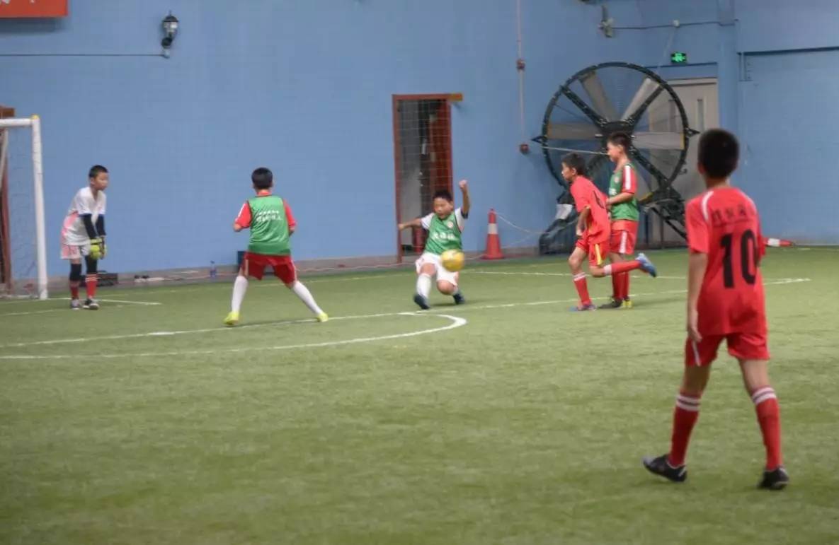 鐖辨垜澶у叴鍥介檯灏戝効瓒崇悆姣旇禌,鐖辨垜澶у叴瓒崇悆鑱旇禌