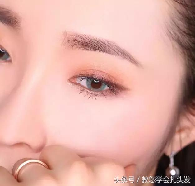 花苞头发型怎么扎好看,花苞头的扎法教程短发儿童