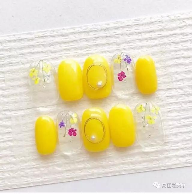 美甲推荐款式仙女,美甲推荐小花