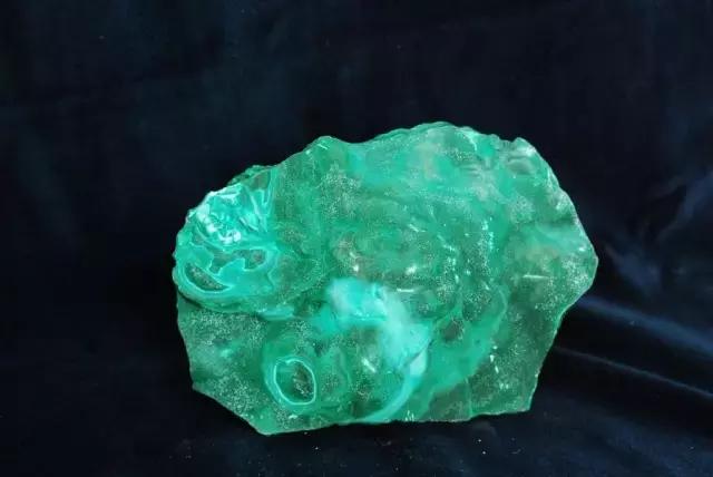 各种宝石象征的寓意及其作用大全,世界最全宝石功效及寓意