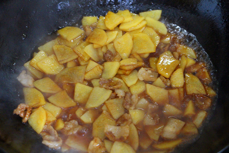 土豆片怎么炒好吃又辣小学生,超下饭的炒土豆片