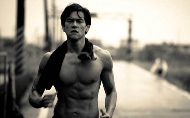 荧幕硬汉彭于晏,彭于晏经典肌肉照