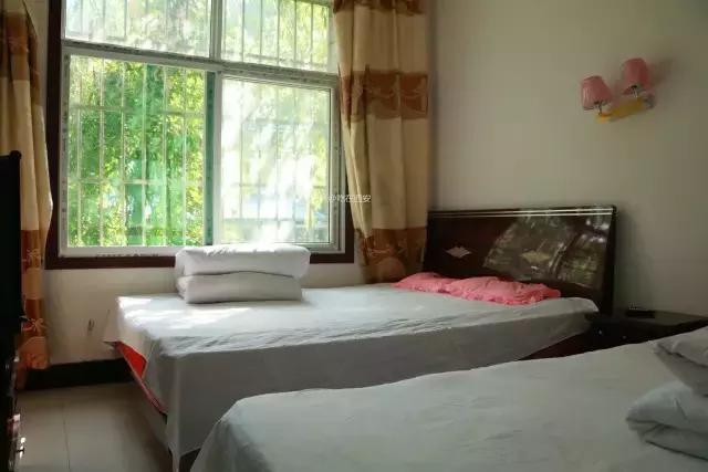 谁谈个恋爱还米有进过山咧！（请用陕西话念）