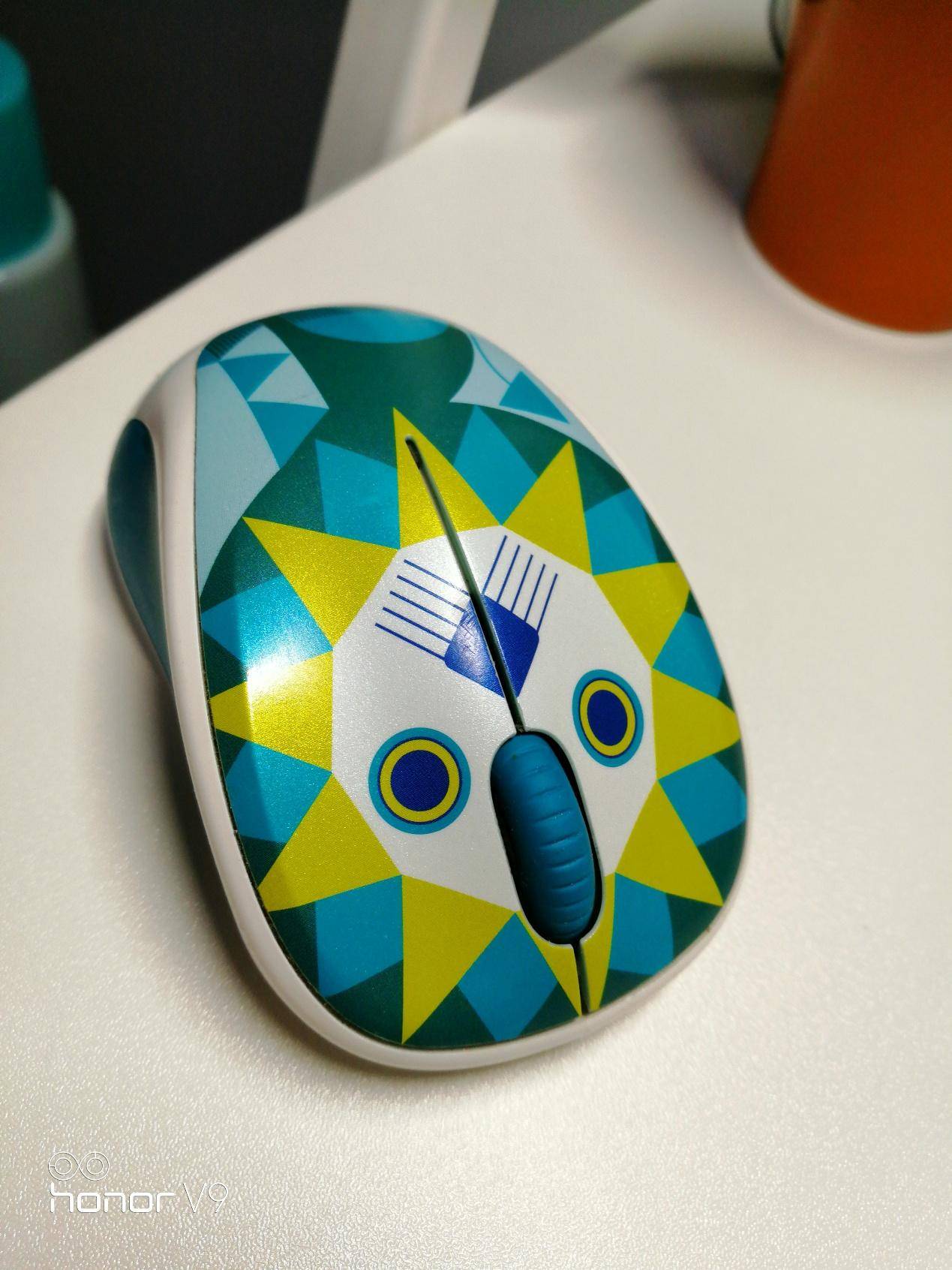 光荣v9和光荣9的性能有什么区别,光荣9和光荣v9哪个好值得买