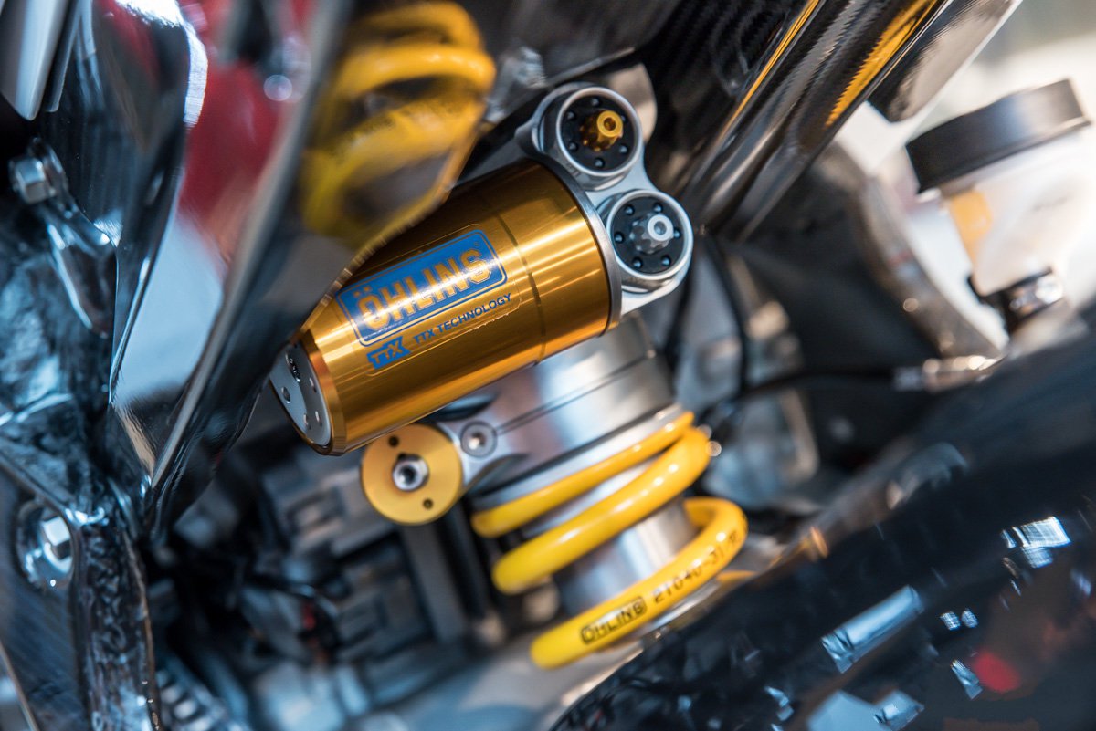 宝马摩托车hp4race民用版,限量版宝马hp4race超级摩托车