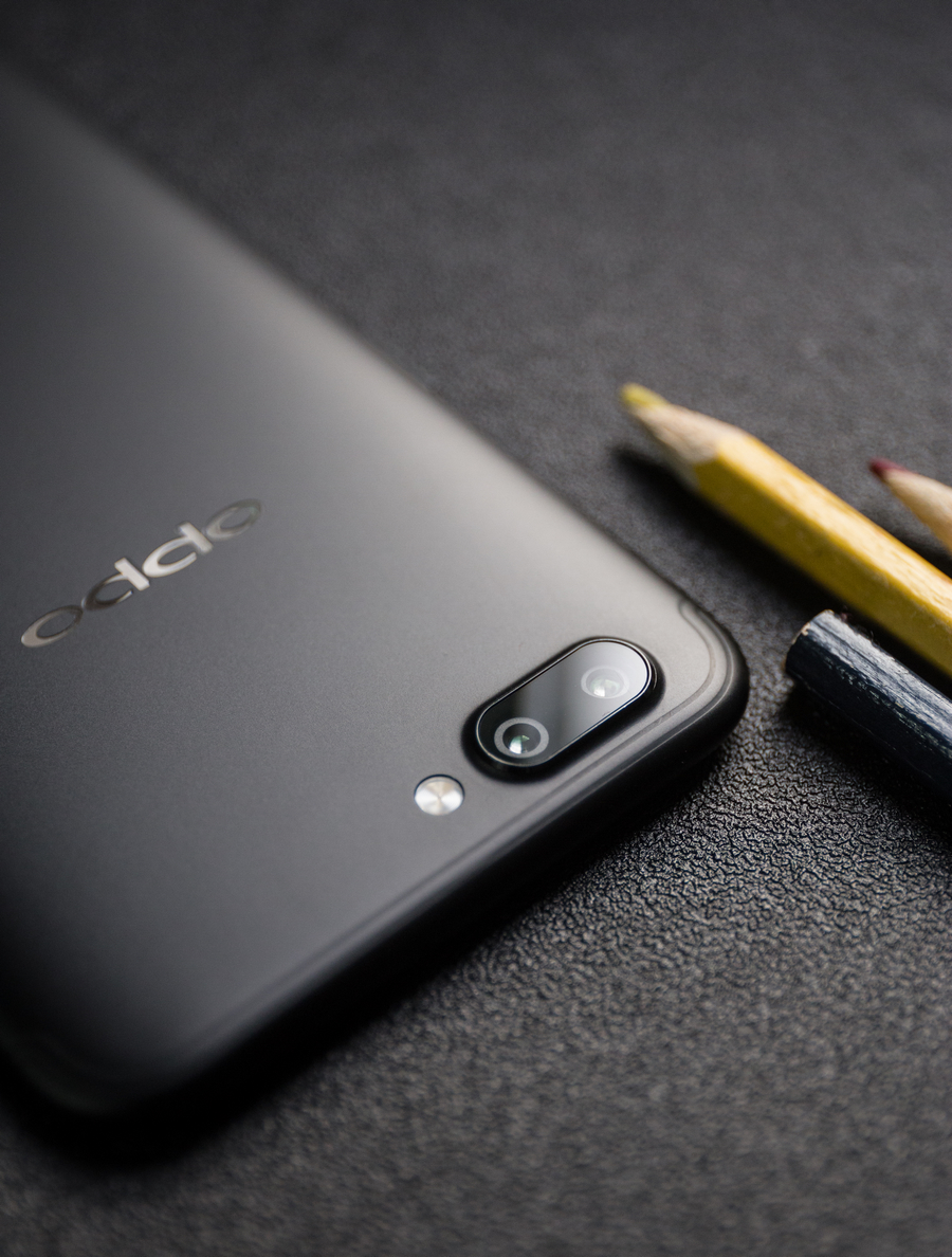 oppor11已成17年爆款产品,为什么oppo就被称为厂妹