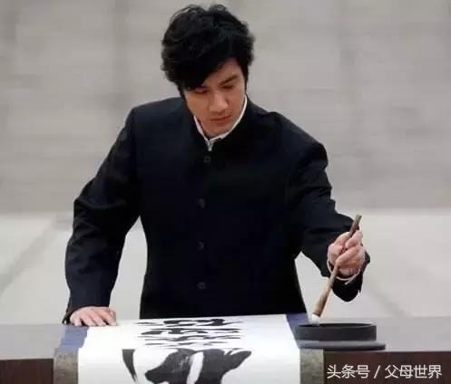 左撇子强行改成右撇子会迟钝吗,左撇子用右手写字变迟钝