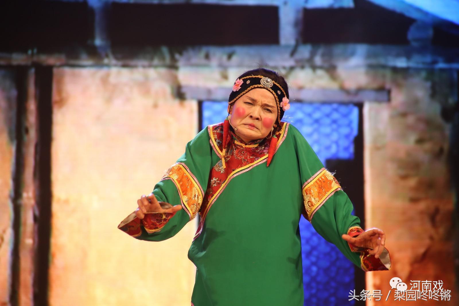 笑星张晓英戏曲小品全集,张晓英戏曲小品大全搞笑版