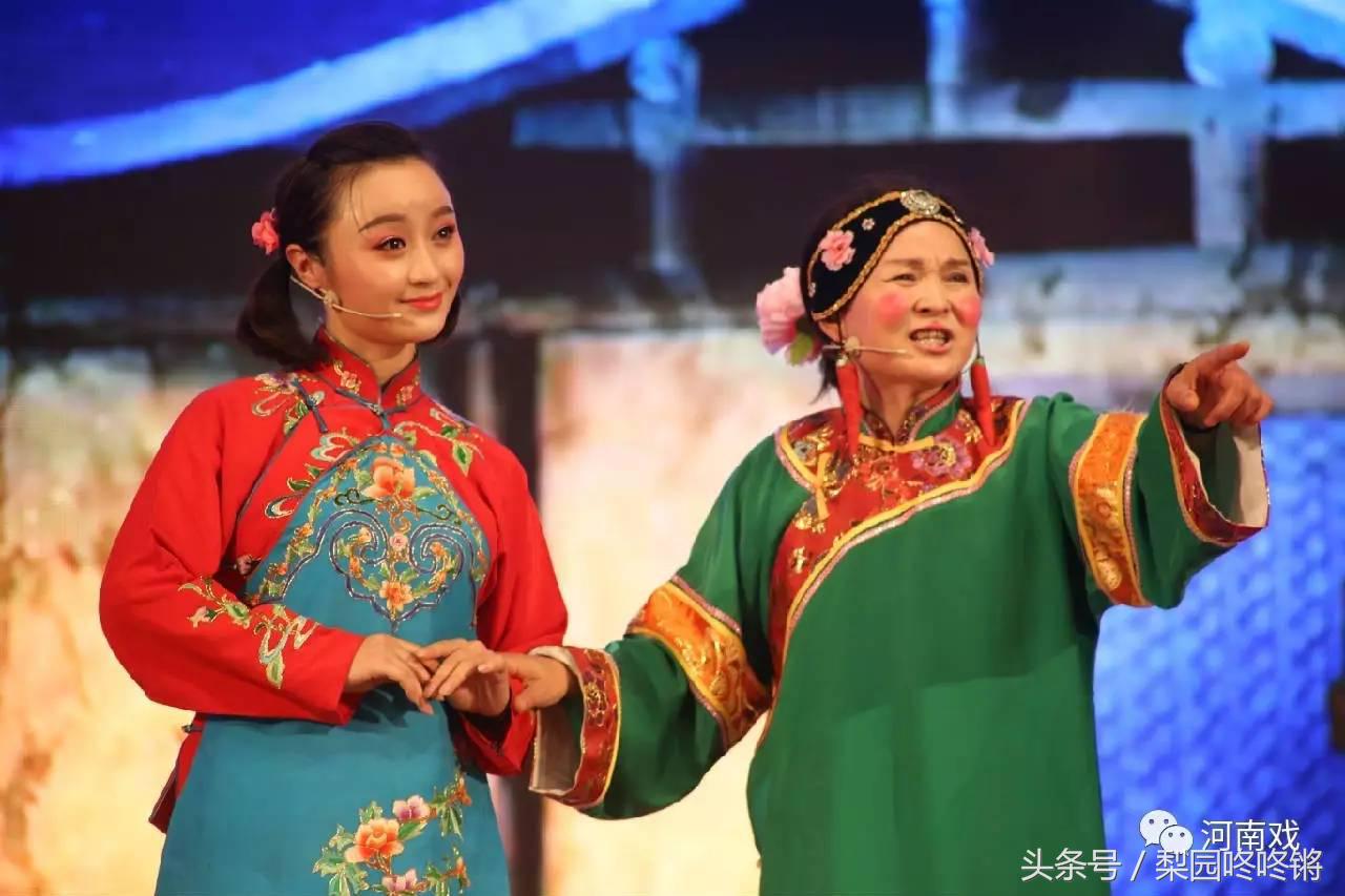 笑星张晓英戏曲小品全集,张晓英戏曲小品大全搞笑版