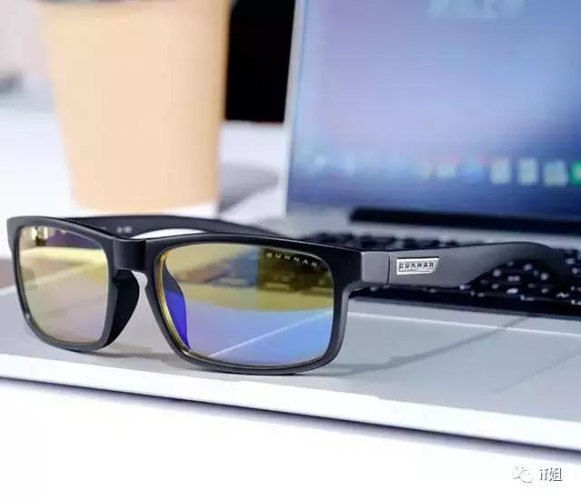 有了这些护眼小物，玩王者光荣也不怕瞎