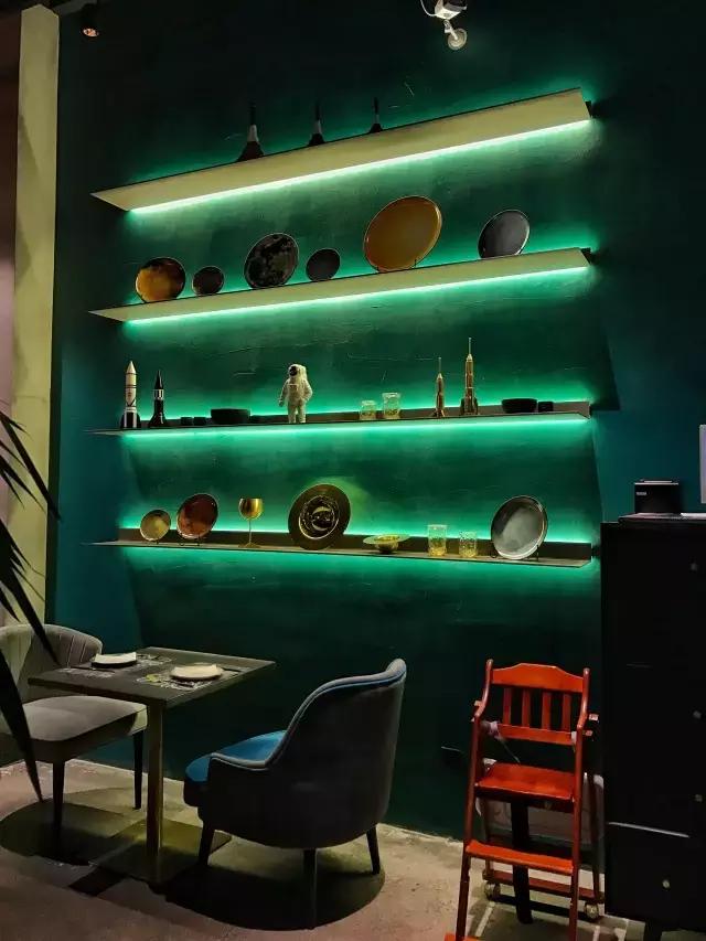 在长春花38元去米其林标准的餐厅吃饭是什么感觉？