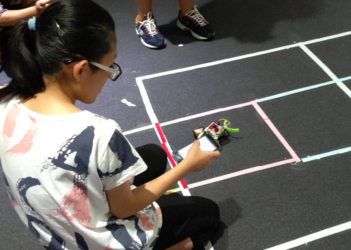 闭门造车主题营回忆——创我所想，看孩子们如何创造智能机器人！