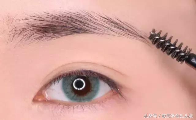 花苞头发型怎么扎好看,花苞头的扎法教程短发儿童