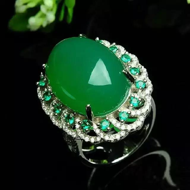 各种宝石象征的寓意及其作用大全,世界最全宝石功效及寓意