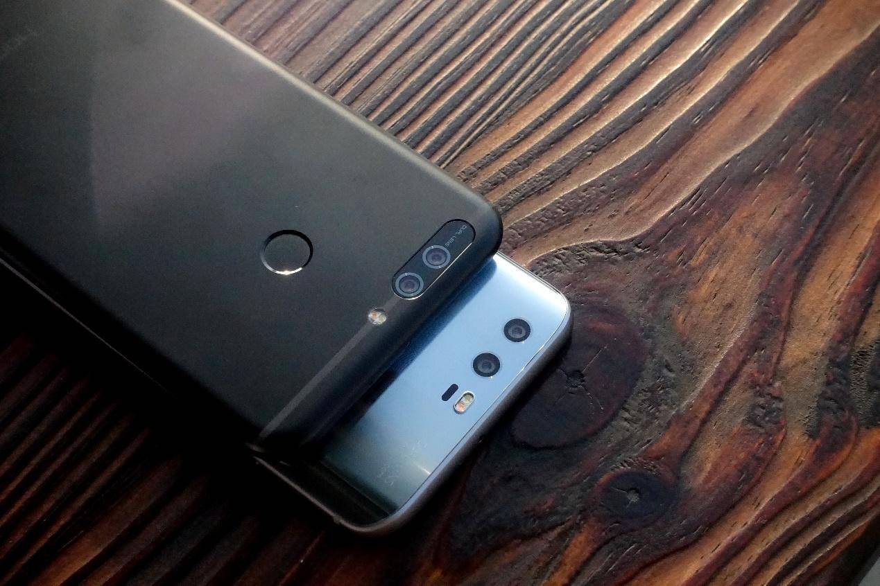 光荣v9和光荣9的性能有什么区别,光荣9和光荣v9哪个好值得买