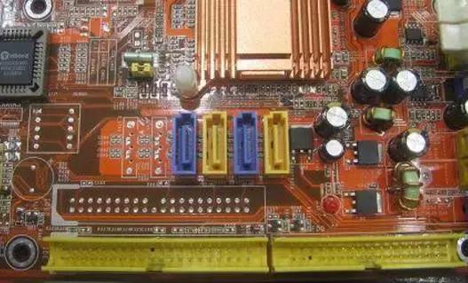 2.5寸硬盘和3.5寸硬盘接口一样吗,如何看懂电脑硬盘接口类型