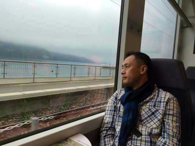 浜氬緱閲屼簹娴峰哺鏃呮父,浜氬痉閲屼簹灏忛晣娴疯竟