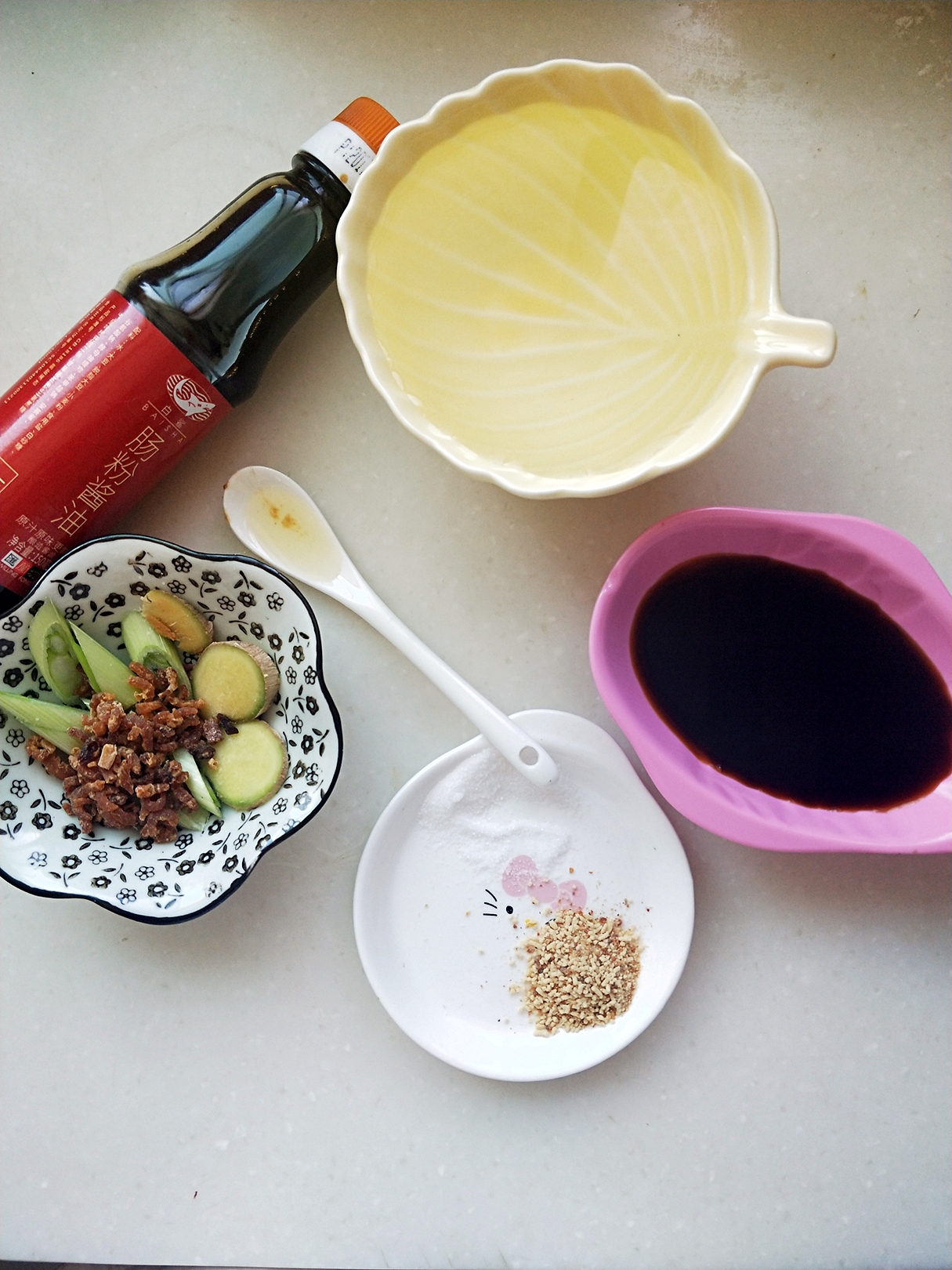 广州蛋肠粉早餐做法,美食广州肠粉制作教程