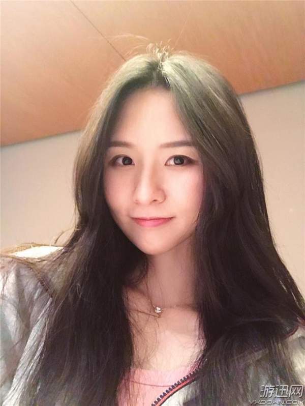 斗鱼新晋吸金女王阿冷,斗鱼唱歌女主播排名阿冷