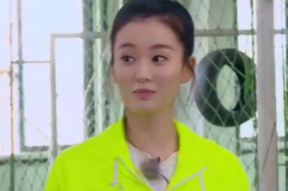 鹿晗乔欣打球,鹿晗玩萝卜蹲踢王勉