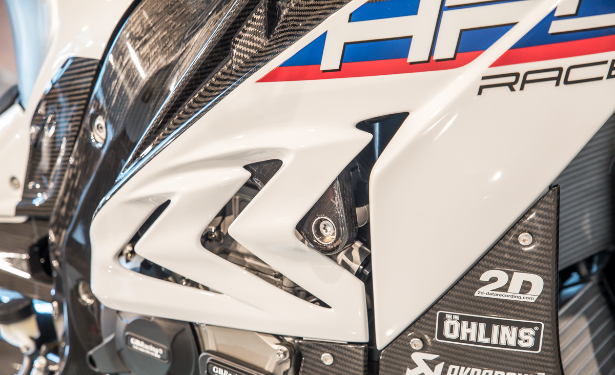 宝马摩托车hp4race民用版,限量版宝马hp4race超级摩托车