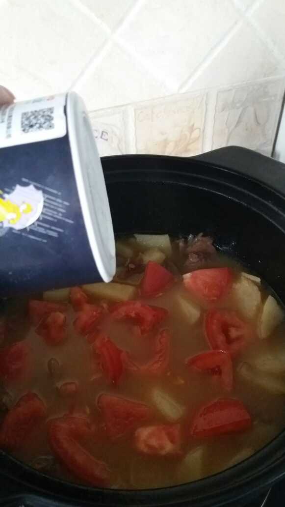 高压锅炖牛肉土豆胡萝卜西红柿,正宗西红柿土豆炖牛肉第一名