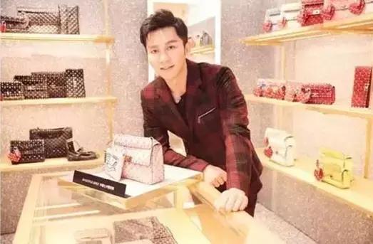 prada七夕限定包包款式,prada七夕星月包