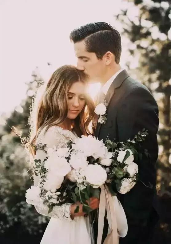 干货分享最心机的婚纱照pose,秀禾服婚纱照教你摆pose