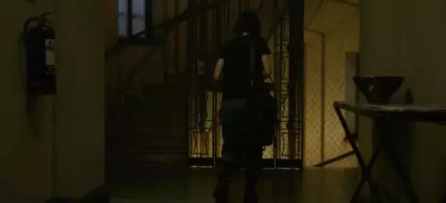 007熟男与非主流萝莉，谁会先主动？