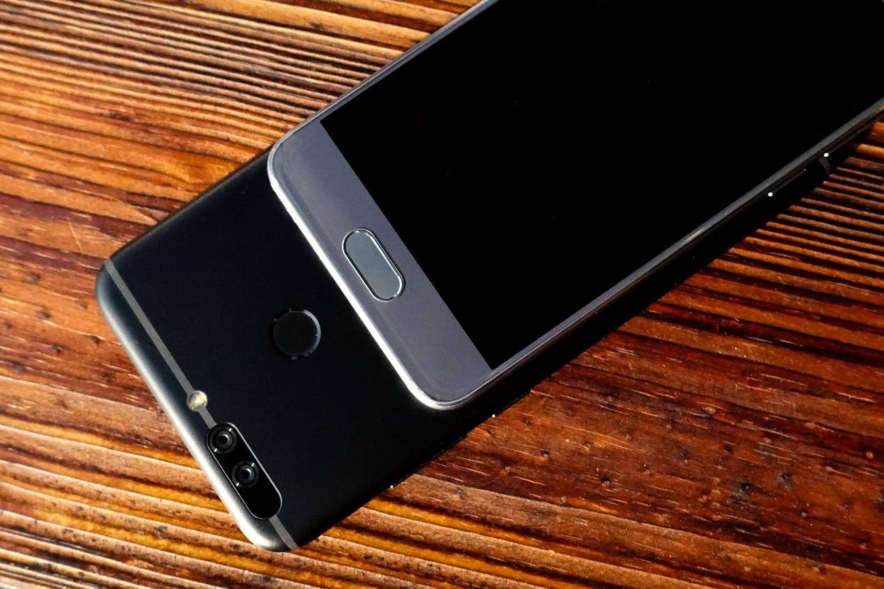 光荣v9和光荣9的性能有什么区别,光荣9和光荣v9哪个好值得买