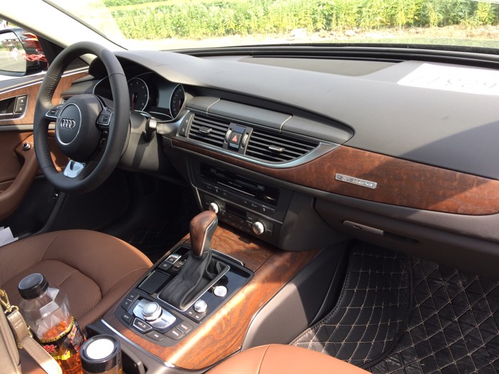 奥迪a6l45tfsi动感型提车视频,奥迪a6l45tfsi提车视频