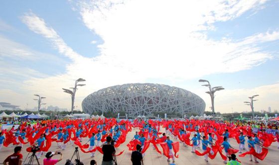 全民健身广场舞比赛圆满成功,优秀健身项目表演