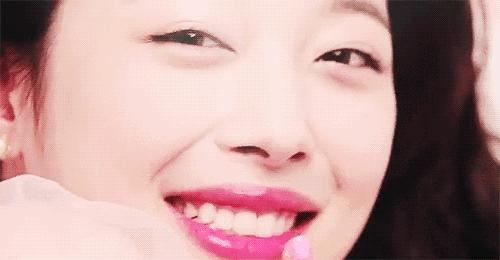 这个让「90后少女」一夜回春的护肤界新网红，到底值不值得买？