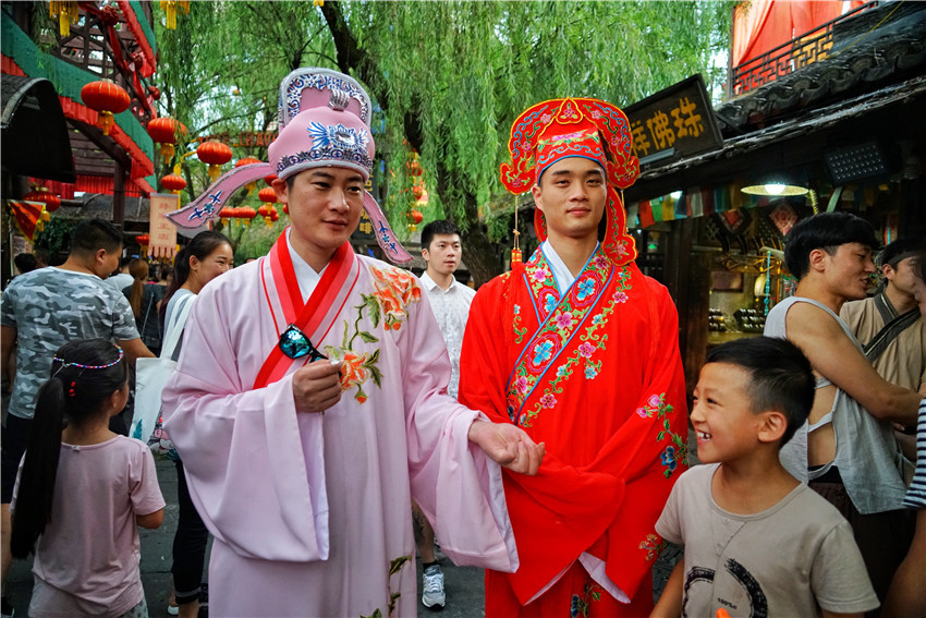 杭州宋城80元票玩什么,杭州宋城去玩还要预约吗