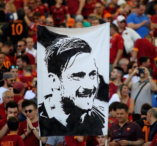 足球狼王托蒂告别,托蒂的标志性传奇