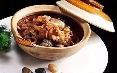 一般餐厅餐盘摆放技巧,餐厅上菜托盘