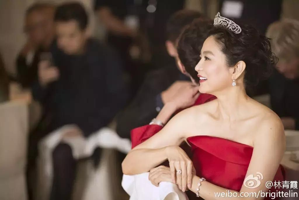 月收入十万的人都靠什么赚钱,月入十万的赚钱新思路