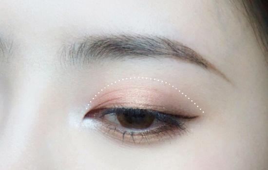 小清新款的眼影画法,又简单又日常的眼影画法