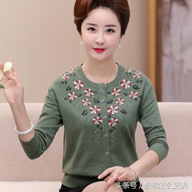 中年人穿什么款式的外套好看,啥样衣服适合中年人秋季外套