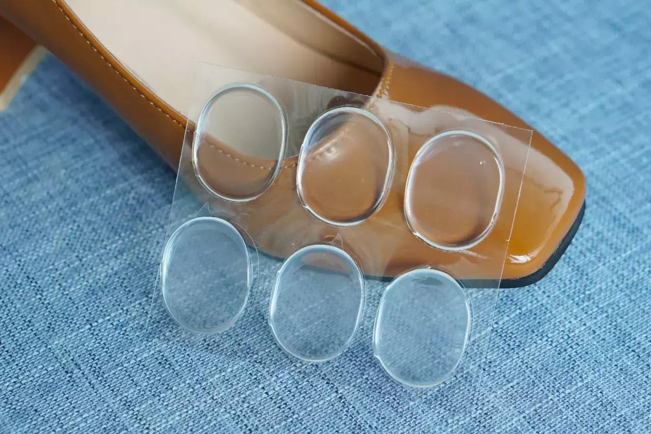 新鞋防磨脚最好的方法,防鞋磨脚特效药