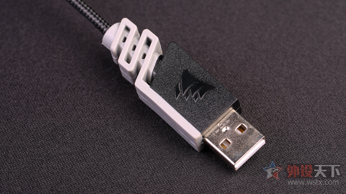 美商海盗船mm800鼠标垫,海盗船mm700鼠标垫怎么样