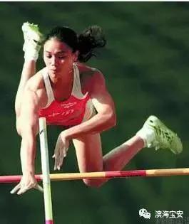 宝安女子马拉松冠军,宝安女足夺冠