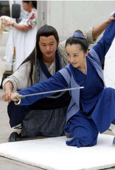 黑龙江出生，演过日版流星花园，娶中国小演员，后出轨日本女星