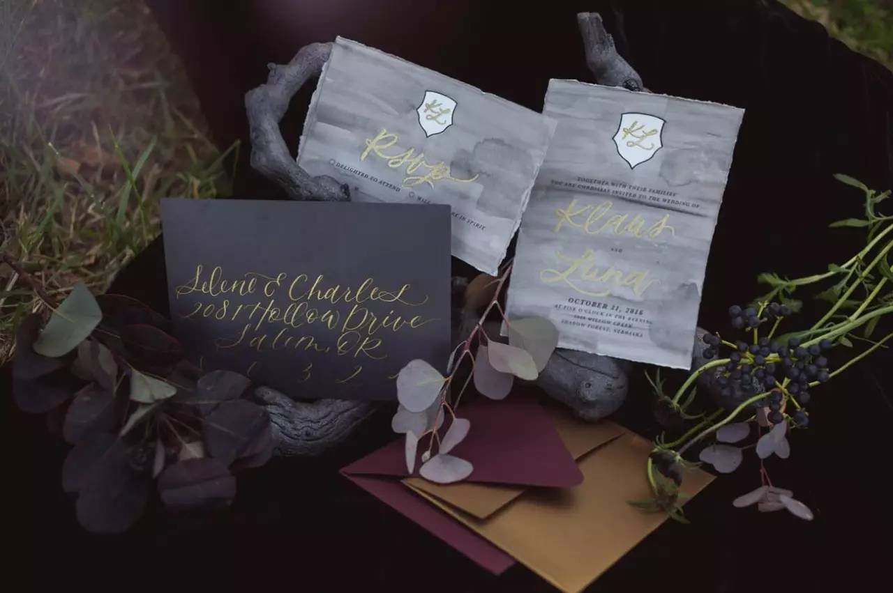 复古婚礼请柬心形,超有设计感的婚礼请柬模板