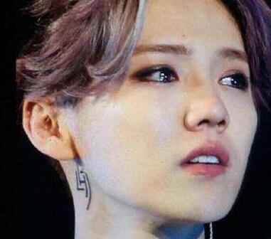 迪丽热巴第二集就被睡了，鹿晗怎么办，网友们坐不住了！