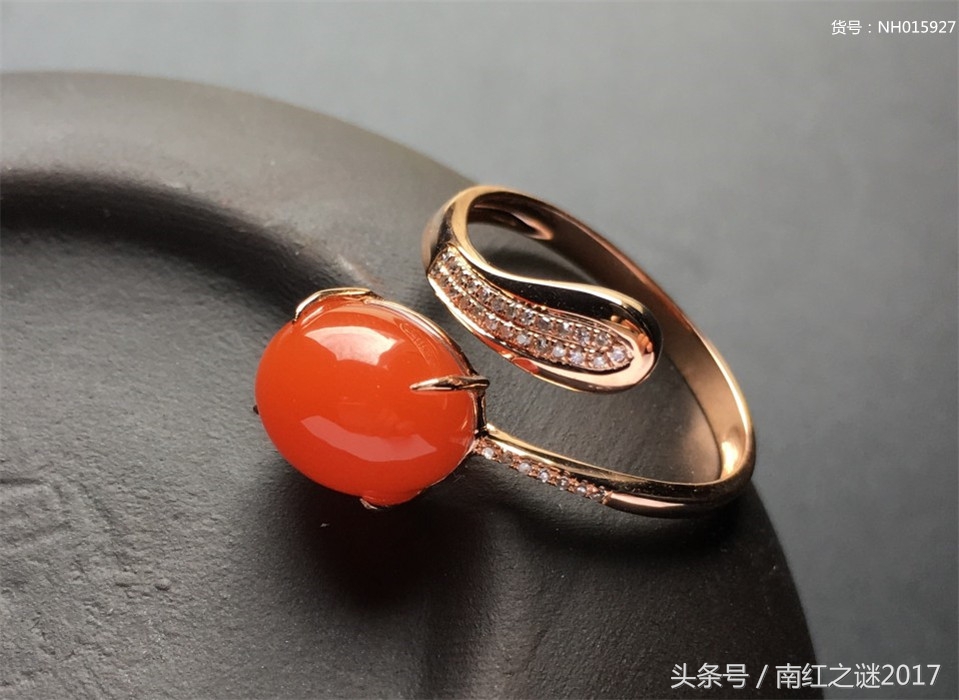 大气轻奢祖母绿戒指,法式轻奢八芒星戒指